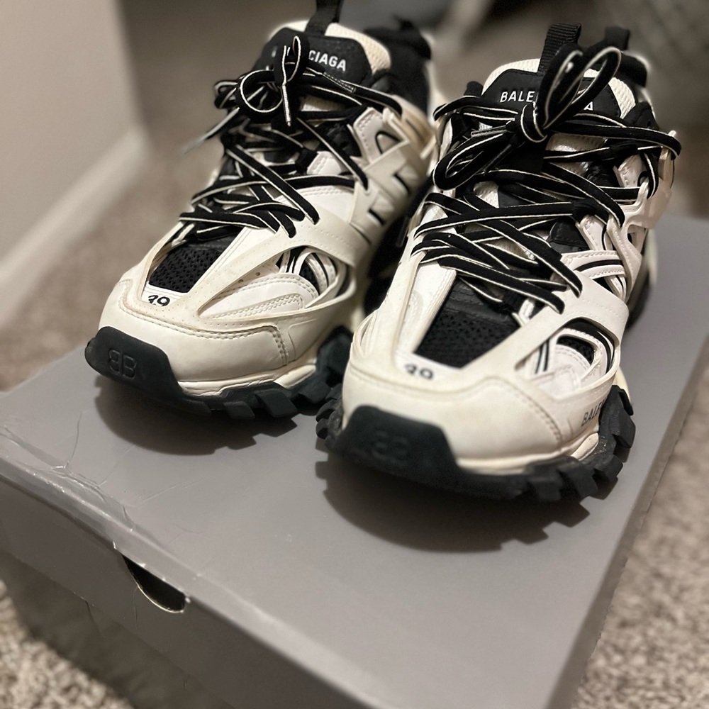 Balenciagas Track Faded Sneakers - Picture 9 of 12